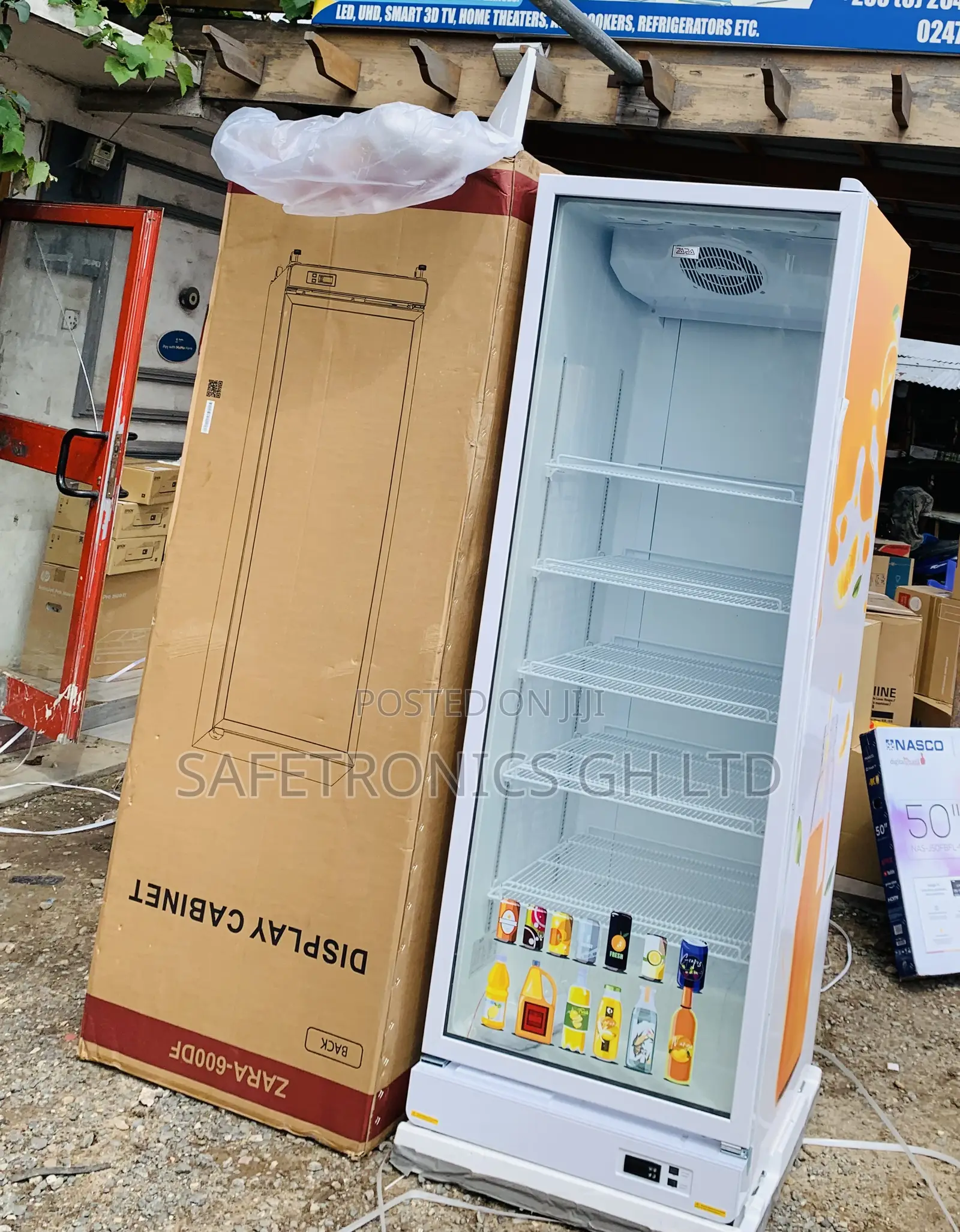 Authentic Sleek Singledoor Zara-600dfg Display Fridge 591Ltr