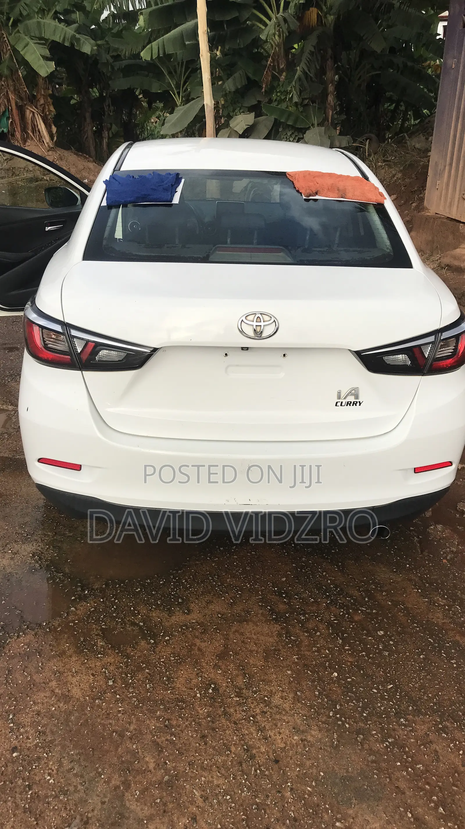 Toyota Yaris iA 1.5 FWD 2016 White