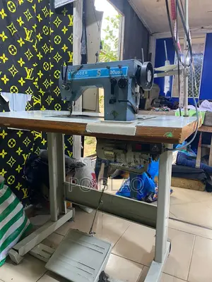 Singer Industrial Machine