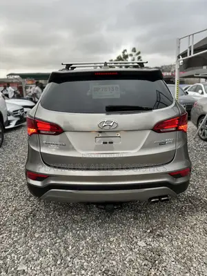 Hyundai Santa Fe SE Ultimate AWD 2017 Gray
