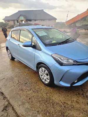 Toyota Vitz 1.3 AWD 3dr 2015 Blue