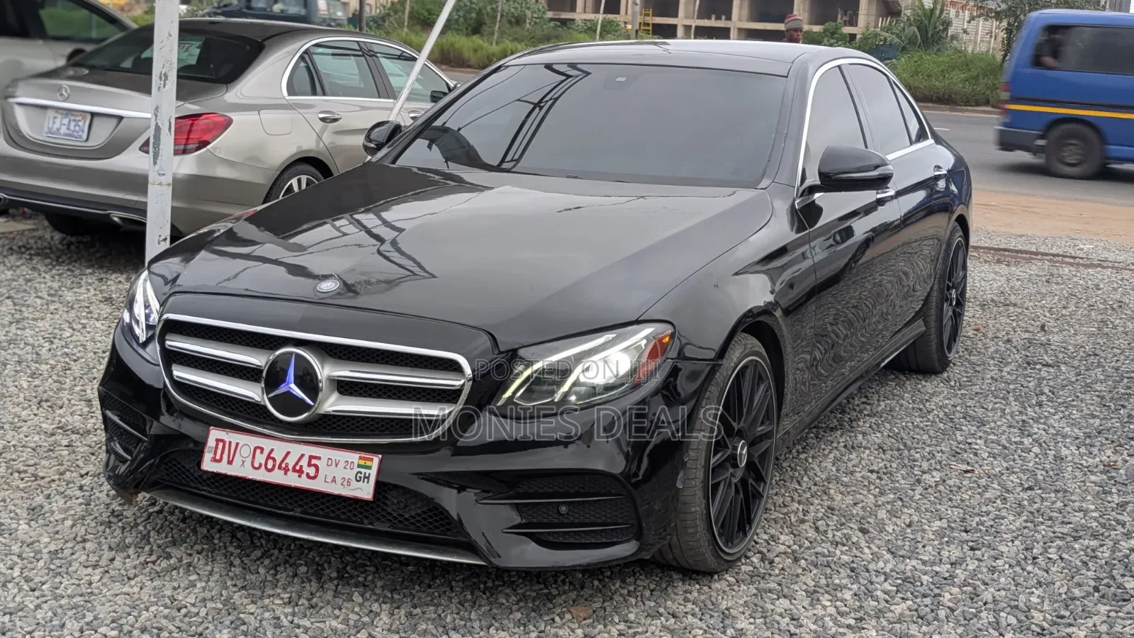 Mercedes-Benz E300 2017 Black