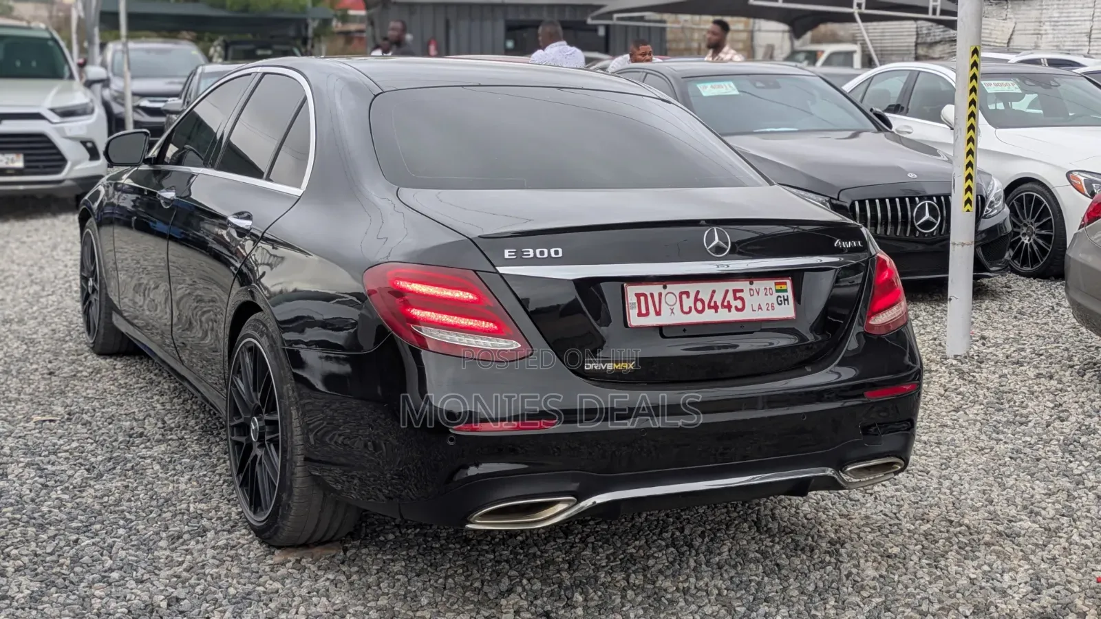 Mercedes-Benz E300 2017 Black