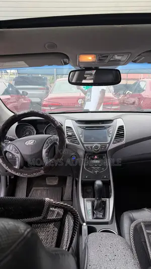 Hyundai Elantra 2015 White