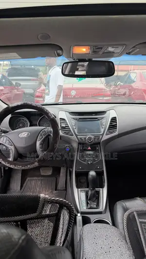Hyundai Elantra 2015 White