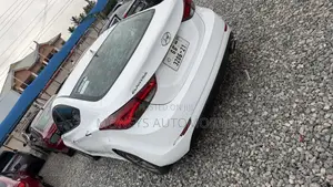 Hyundai Elantra 2015 White