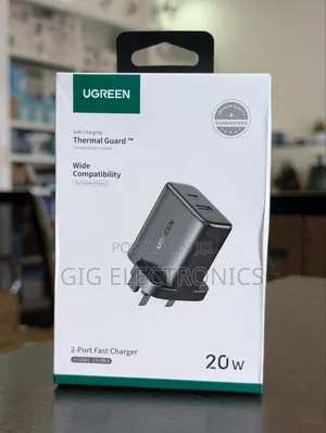 UGREEN 20W Type-C + USB a Port Fast Charger UK Pin (Black)