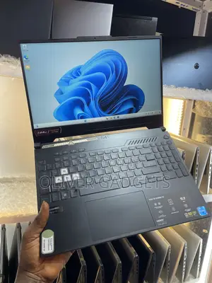 Laptop Asus TUF Gaming F15 16GB Intel Core i5 SSD 512GB