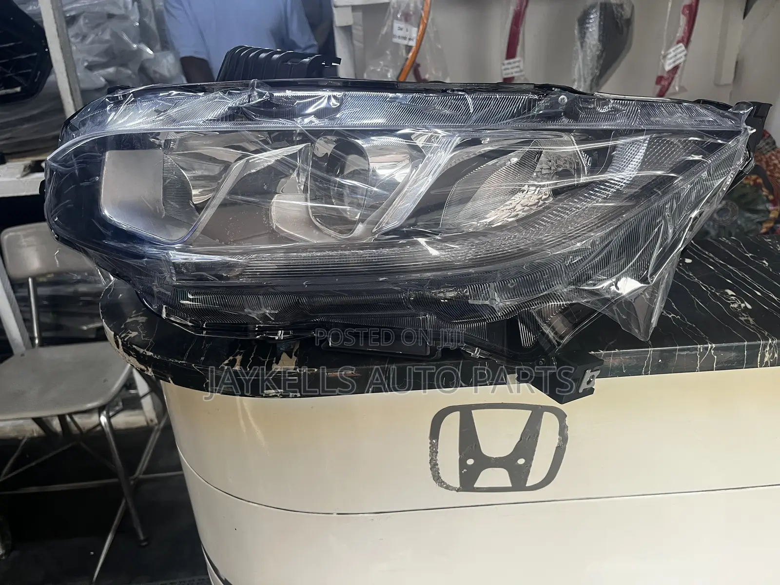 2016-2020 Honda Civic Headlight Normal Pair