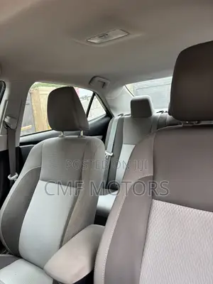 Toyota Corolla LE (1.8L 4cyl 2A) 2019 Black