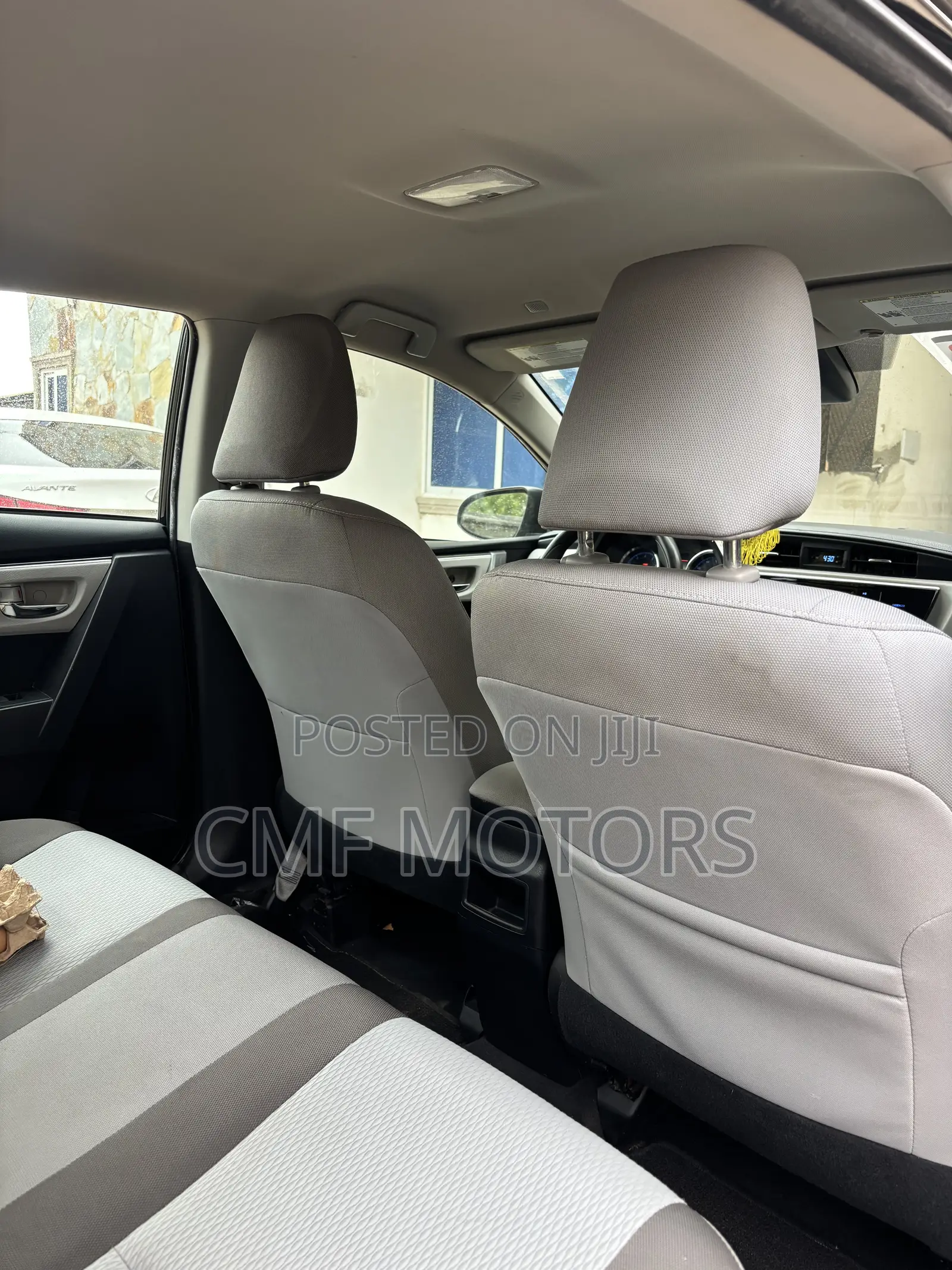 Toyota Corolla LE (1.8L 4cyl 2A) 2019 Black