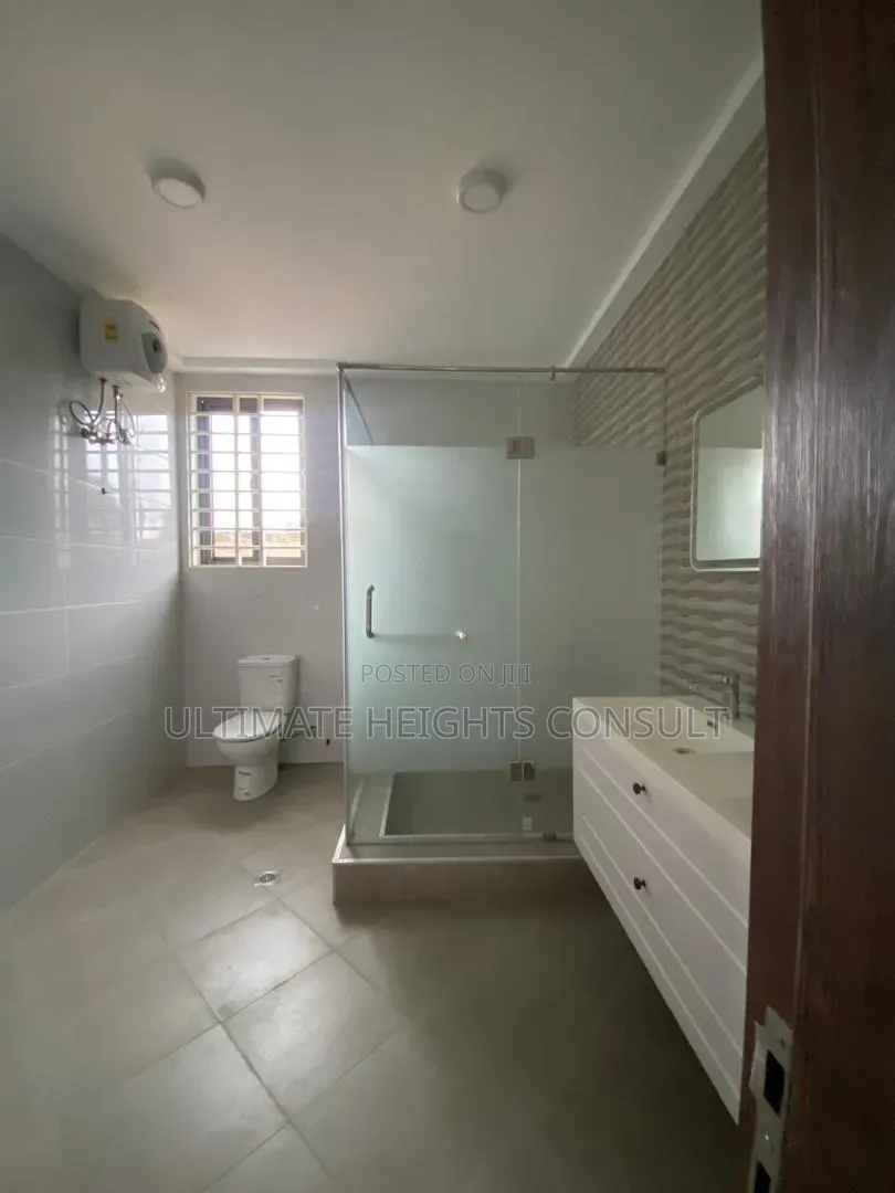 4bdrm House in Achimota, CFC Estates for sale