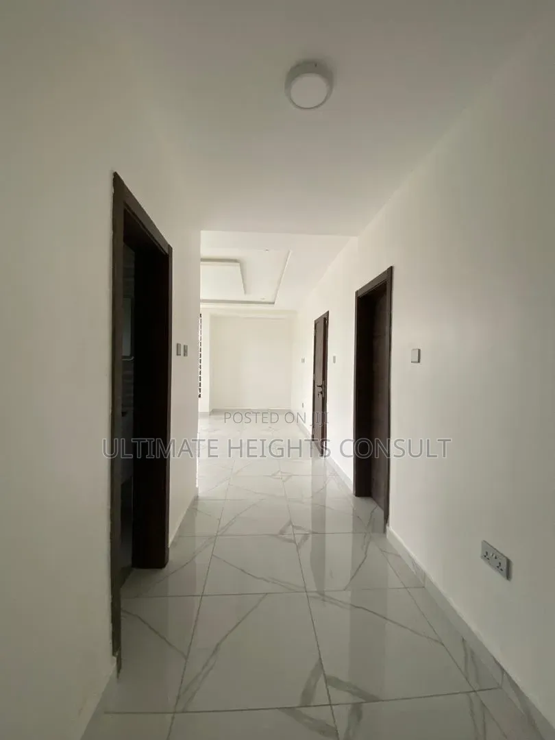 4bdrm House in Achimota, CFC Estates for sale
