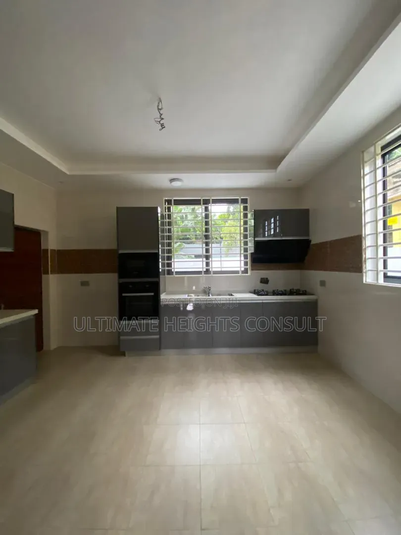 4bdrm House in Achimota, CFC Estates for sale