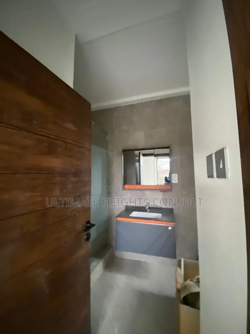 4bdrm House in Achimota, CFC Estates for sale