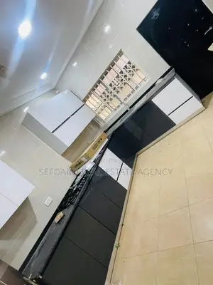 4bdrm Duplex in Sefdard Properties, Pokuase for rent