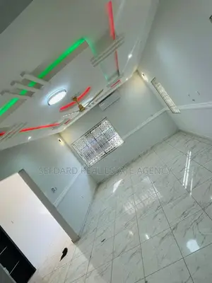 4bdrm Duplex in Sefdard Properties, Pokuase for rent