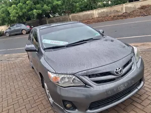 Toyota Corolla 2013 Gray