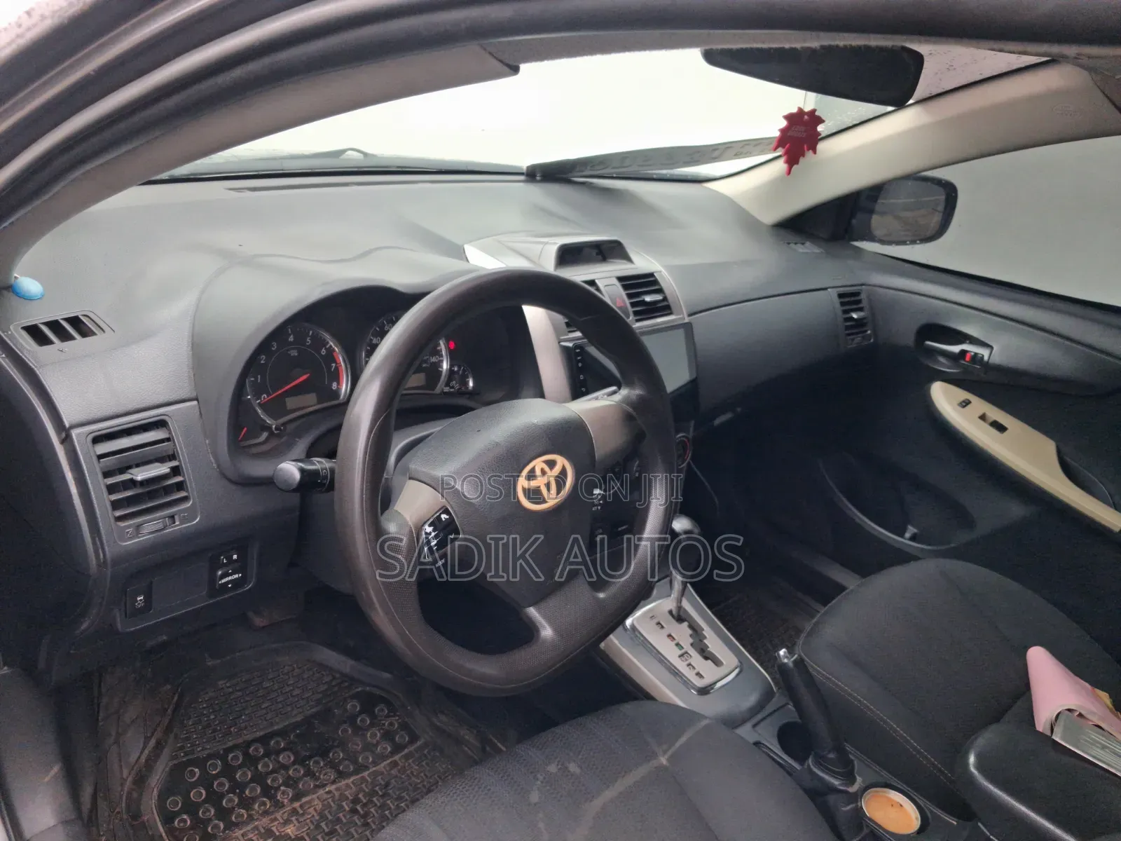 Toyota Corolla 2013 Gray