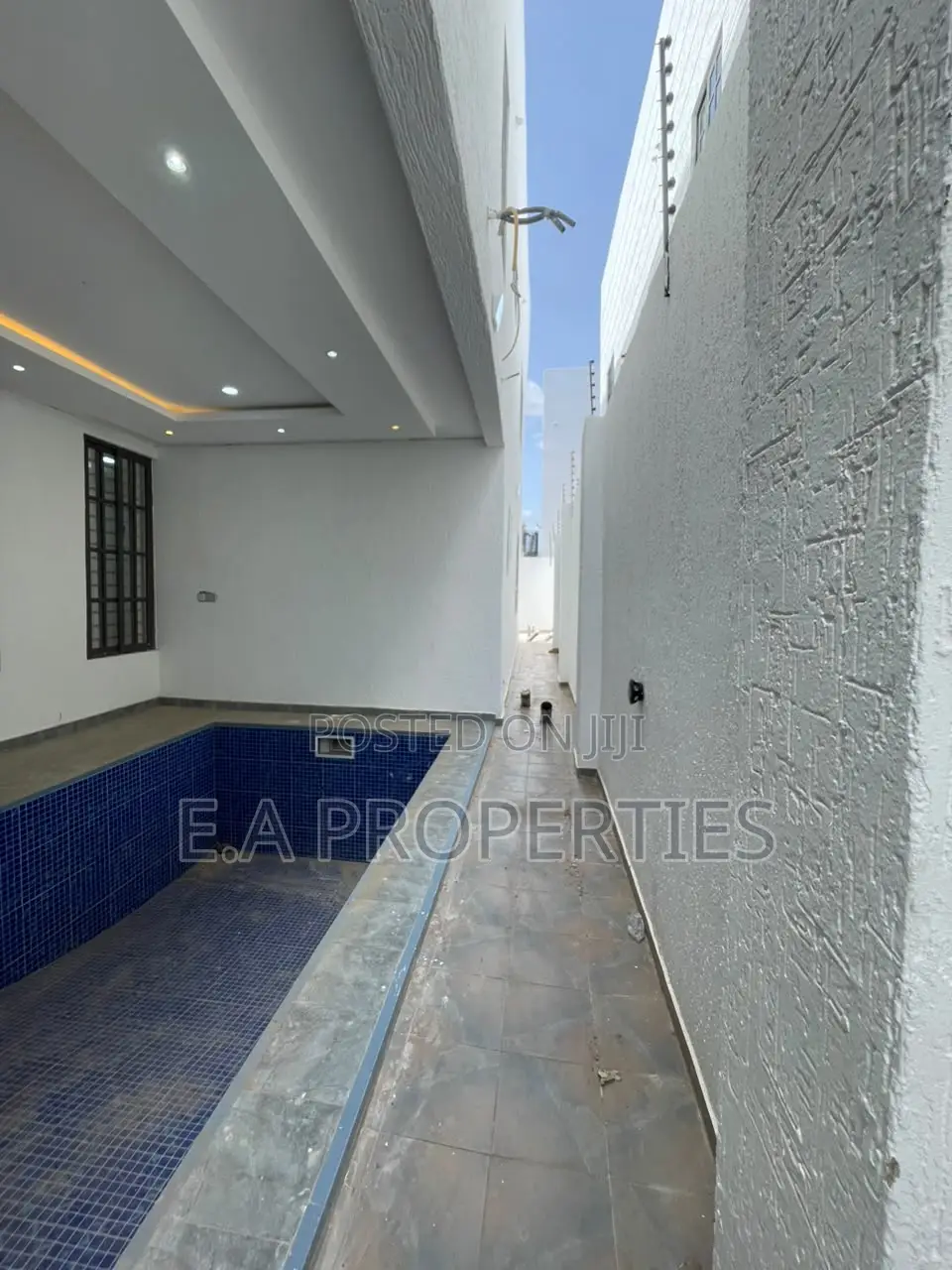 4bdrm House in E A Properties, School Junction for sale