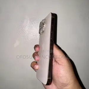 Apple iPhone 16 Pro 128 GB Gold