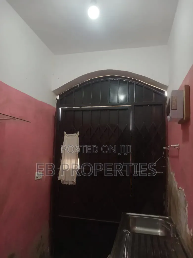 1bdrm House in Taifa, Station Area for rent