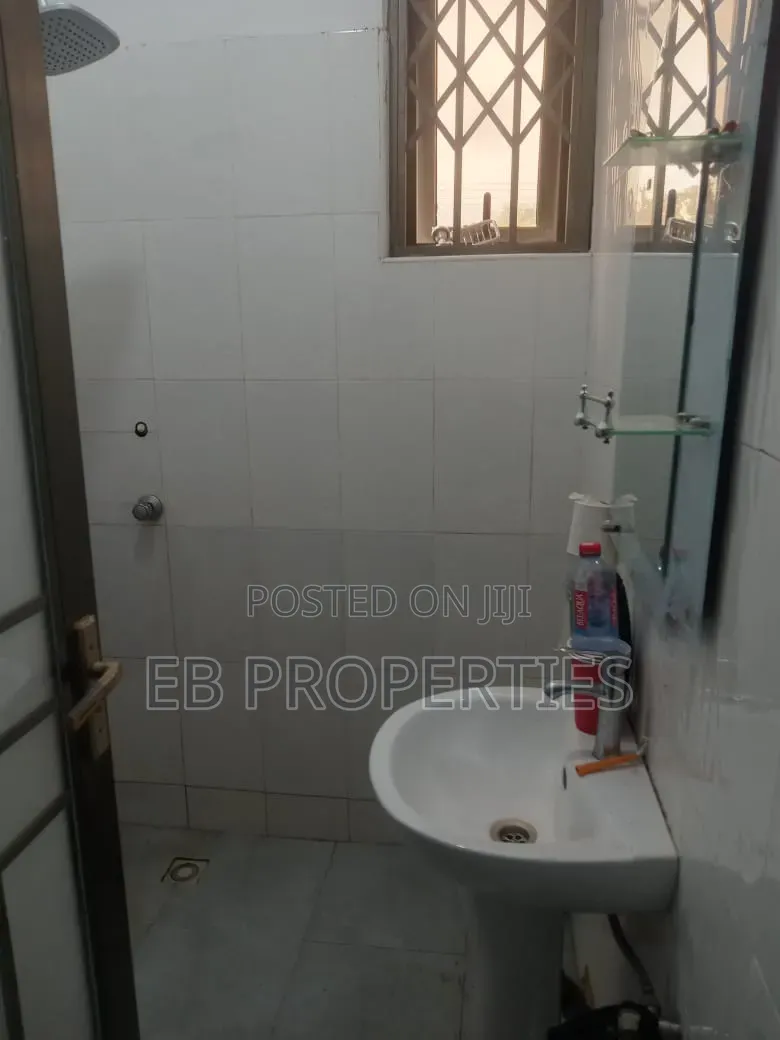 1bdrm House in Taifa, Station Area for rent