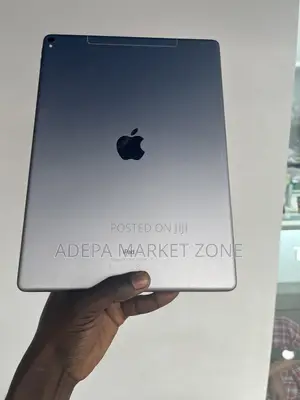 Apple iPad Pro 12.9 (2017) 64 GB Silver