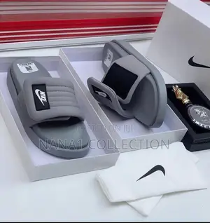 Nike Offcourt Adjust Slide