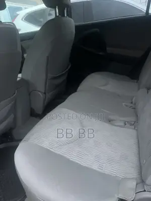 Toyota RAV4 2010 Black
