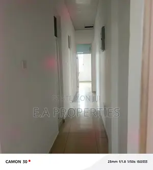 3bdrm Apartment in E A Properties, School Junction for rent
