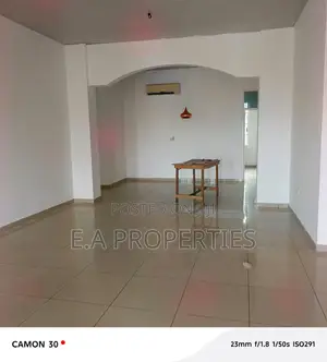 3bdrm Apartment in E A Properties, School Junction for rent