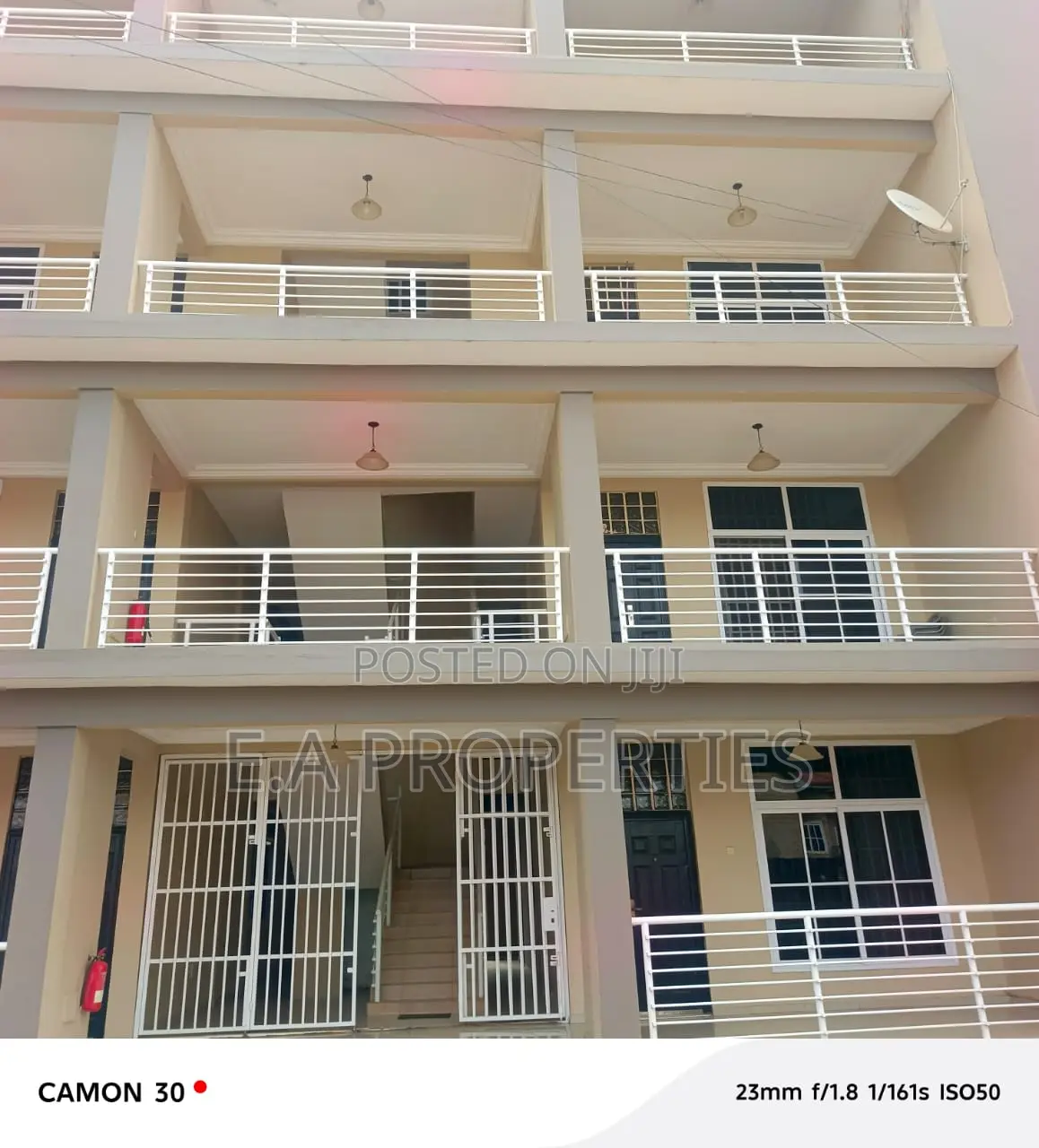 3bdrm Apartment in E A Properties, School Junction for rent