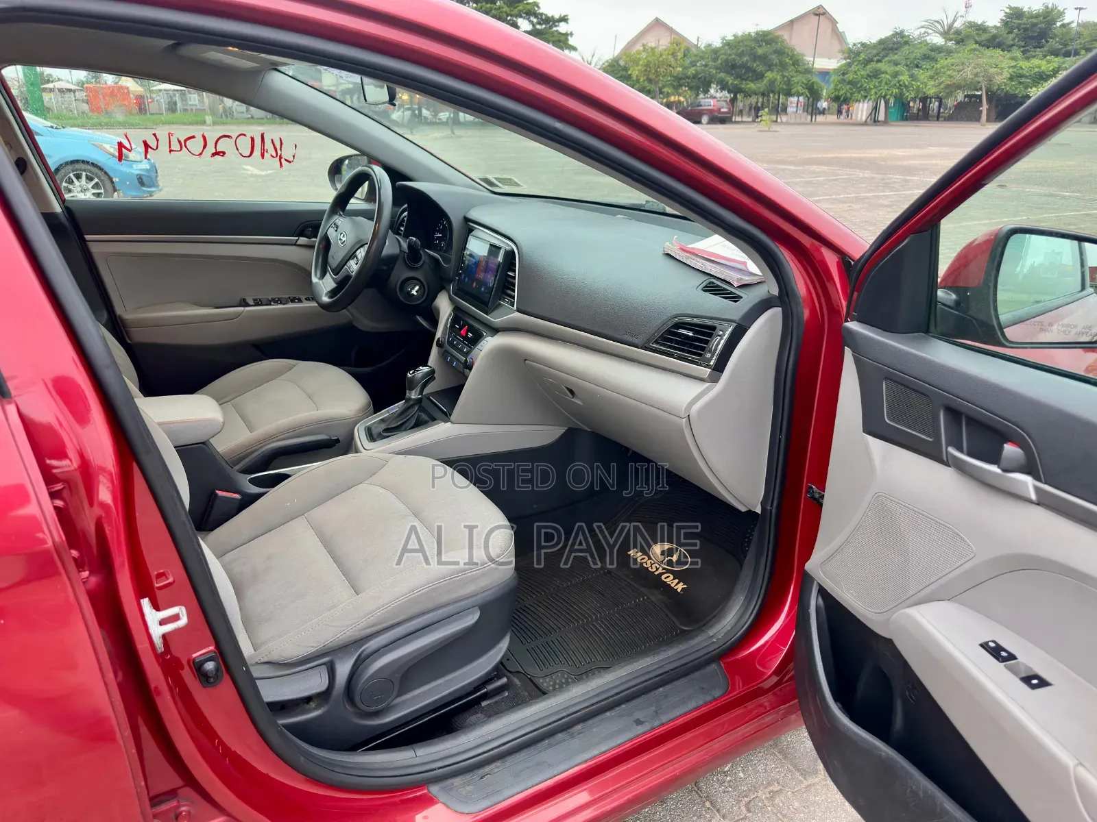 Hyundai Elantra 2017 Red