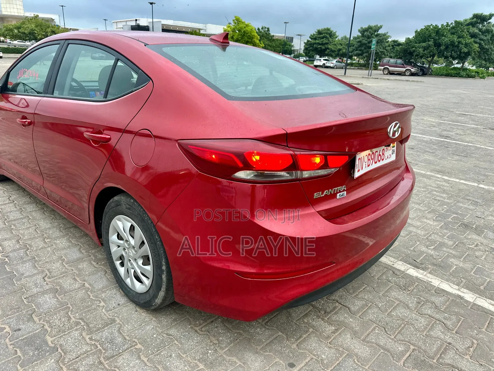 Hyundai Elantra 2017 Red
