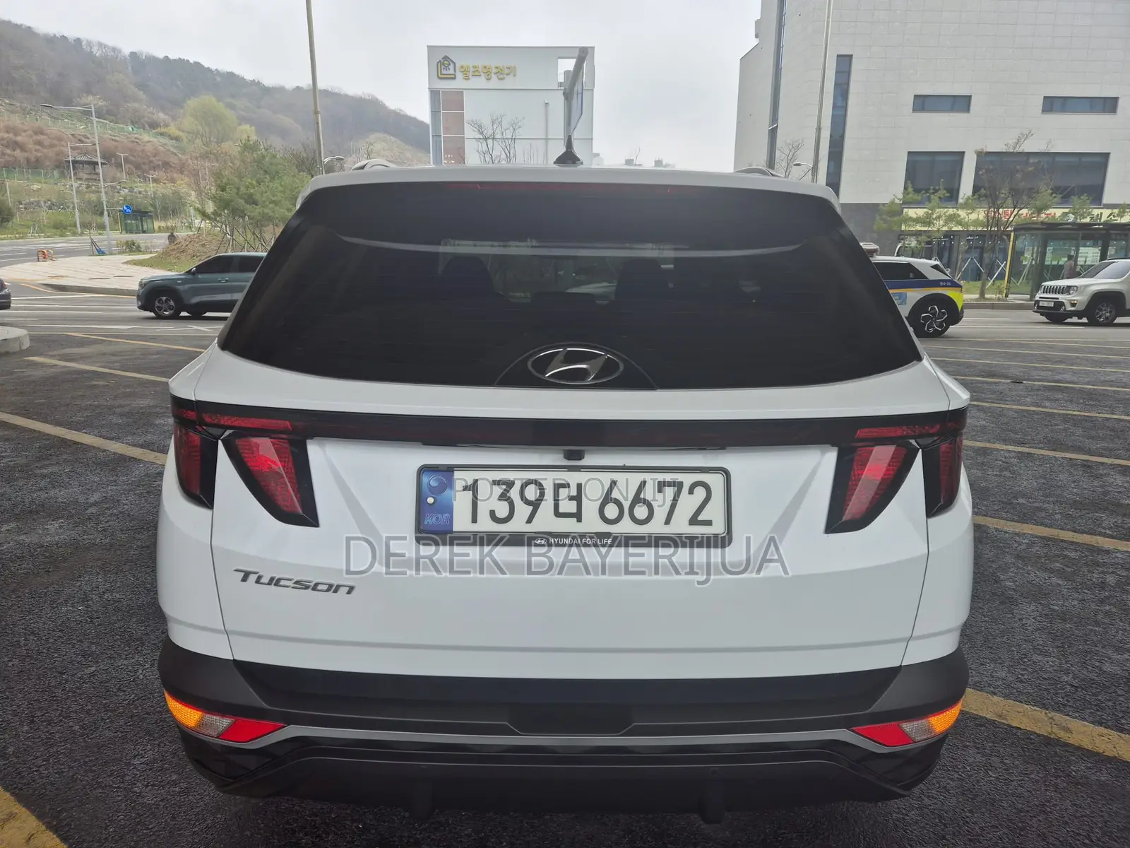 Hyundai Tucson SE 2023 White