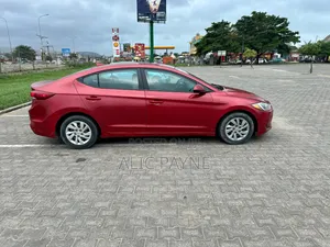 Hyundai Elantra 2017 Red