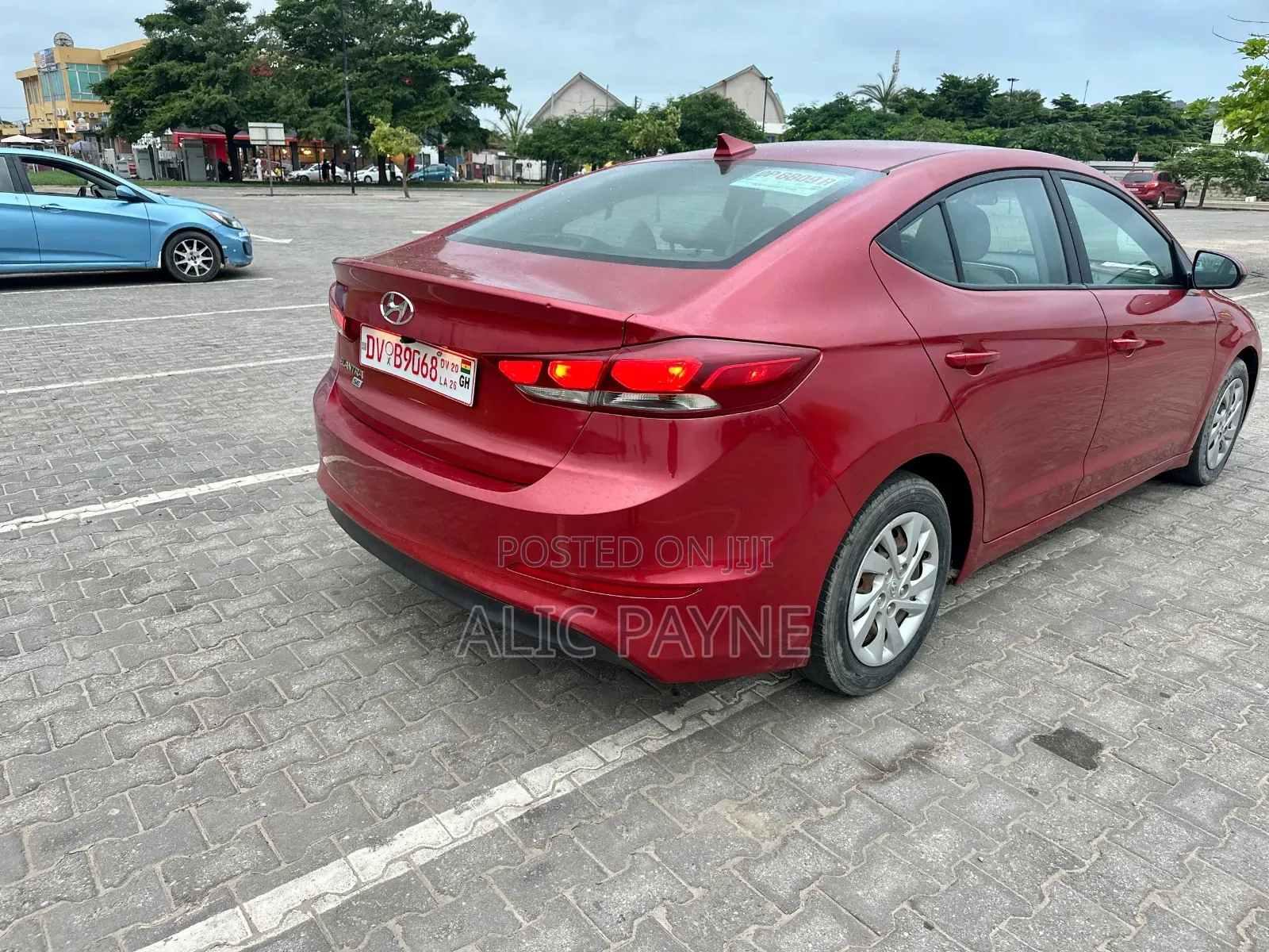 Hyundai Elantra 2017 Red