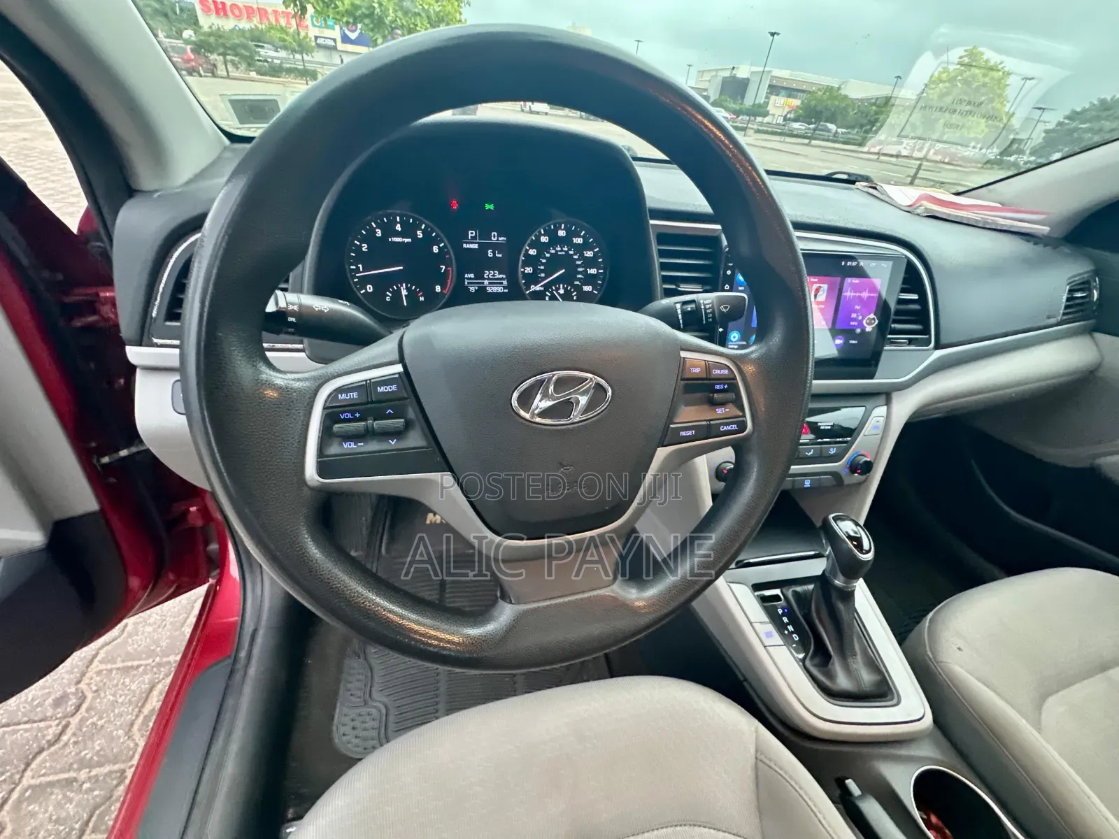 Hyundai Elantra 2017 Red