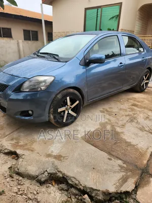 Toyota Yaris 2008 Gray