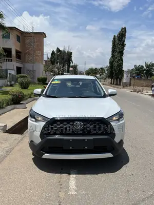 Toyota Corolla Cross 2025 White