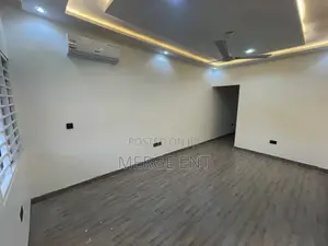 2bdrm Apartment in Old Ashomang for rent