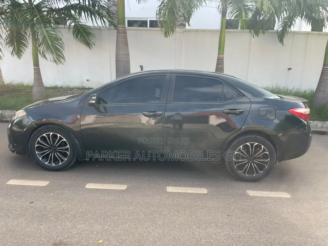 Toyota Corolla S 4dr Sedan (1.8L 4cyl CVT) 2016 Black