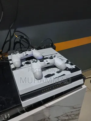 Ps4 Pro Limited Edition Plus Two Controllers and Games Jailbreak