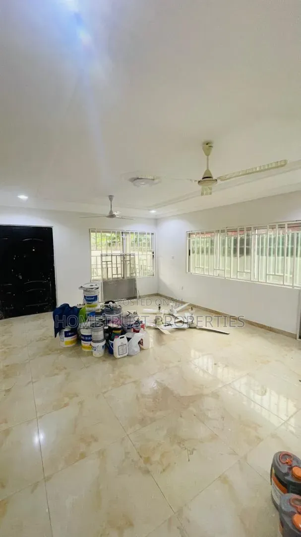 4bdrm House in Pokuase Acp for rent