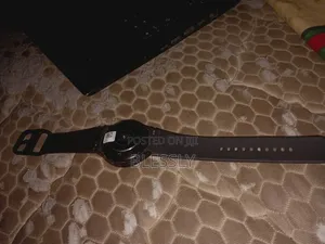 Samsung Galaxy Watch 6 With Screen Protector Going for a Cool Price