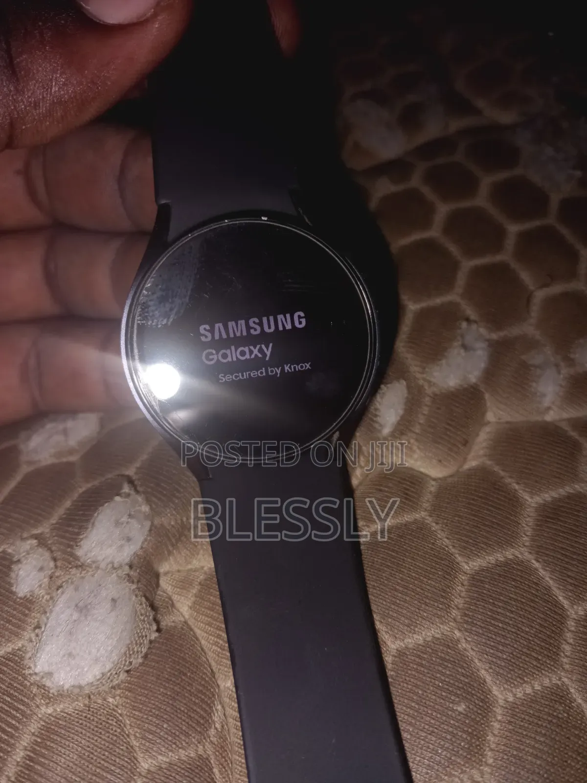 Samsung Galaxy Watch 6 With Screen Protector Going for a Cool Price