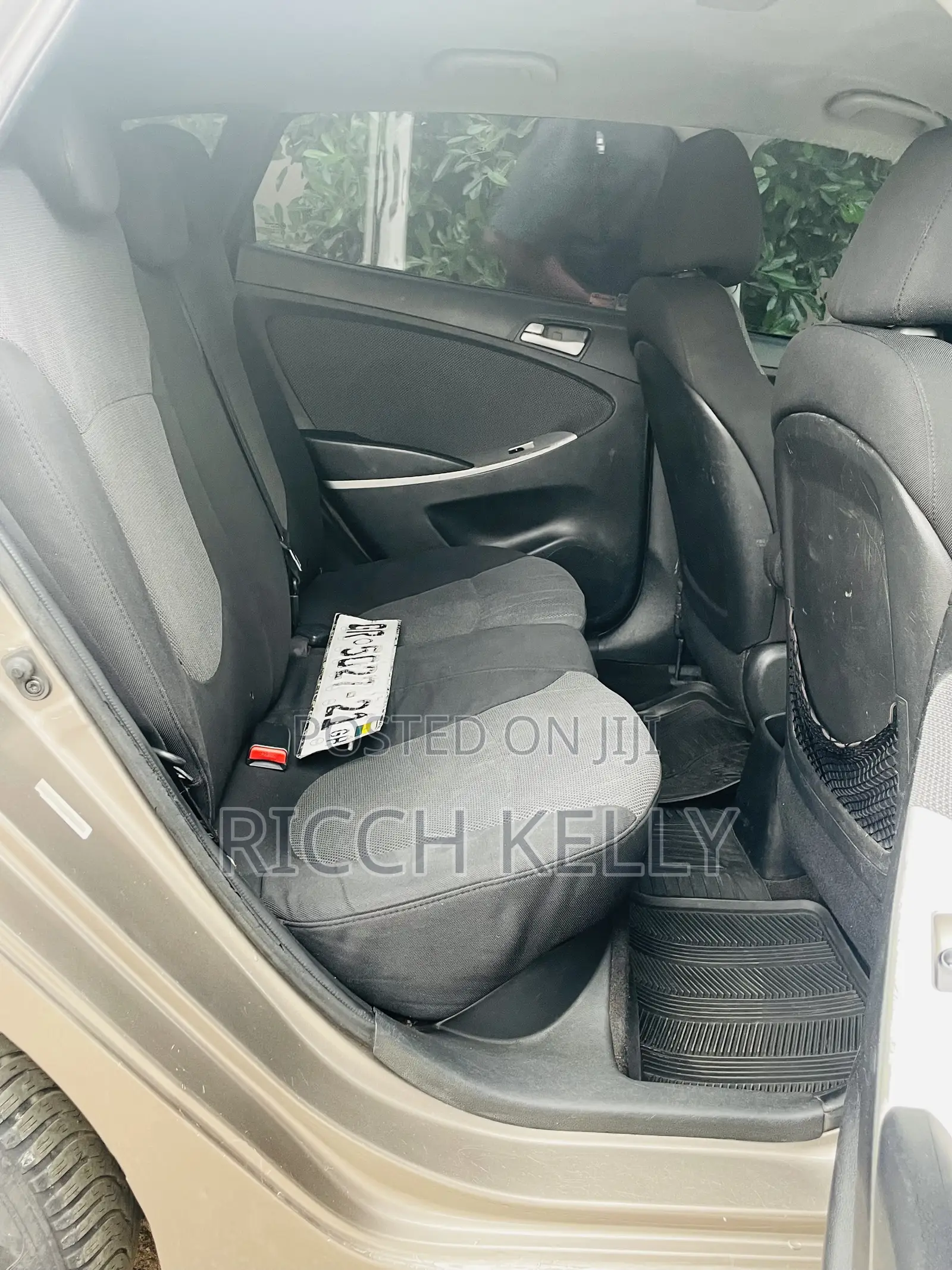 Hyundai Accent 2013 Brown