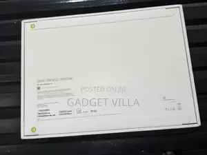 New Laptop Apple MacBook Air 2025 M4 16GB Apple M4 SSD 256GB