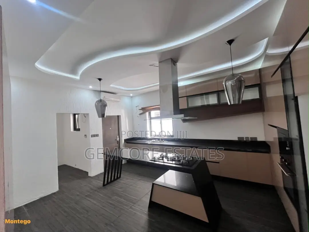 4bdrm House in Ashaley Botwe for rent